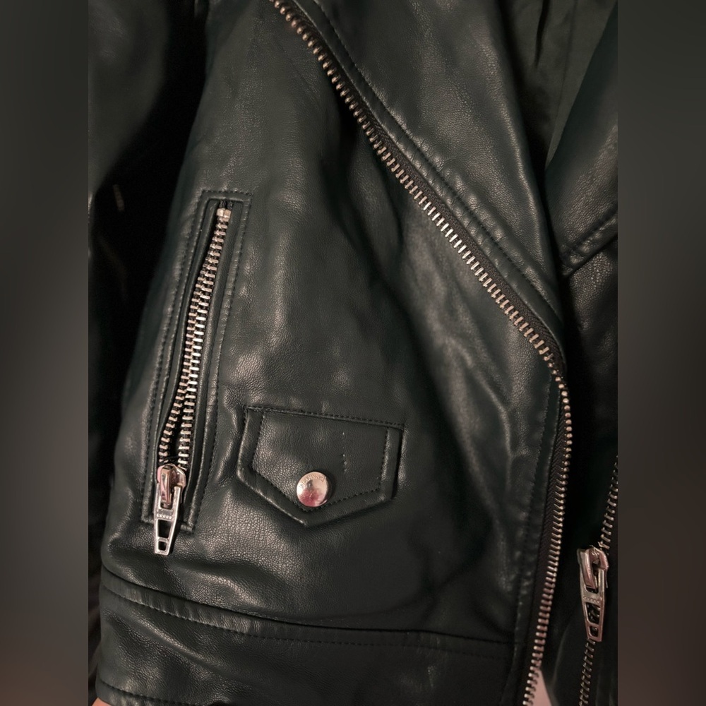 Blank NYC Teal Moto Jacket Jade Green Motorcycle Size Small wear on neck - Picture 5 of 5